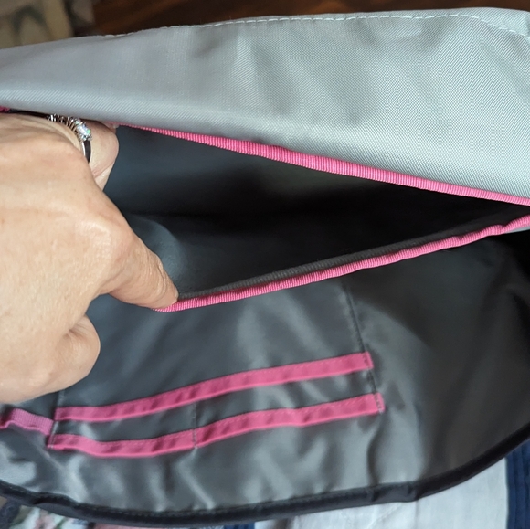 Jansport Network Laptop Messenger Bag. New With Tags. - Picture 9 of 16